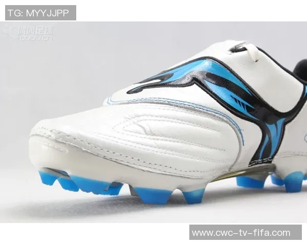 购买足球鞋时需要考虑的关键因素与选购技巧详解