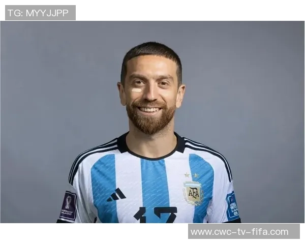 足球戈麦斯：从青涩球员到世界舞台的闪耀明星之路